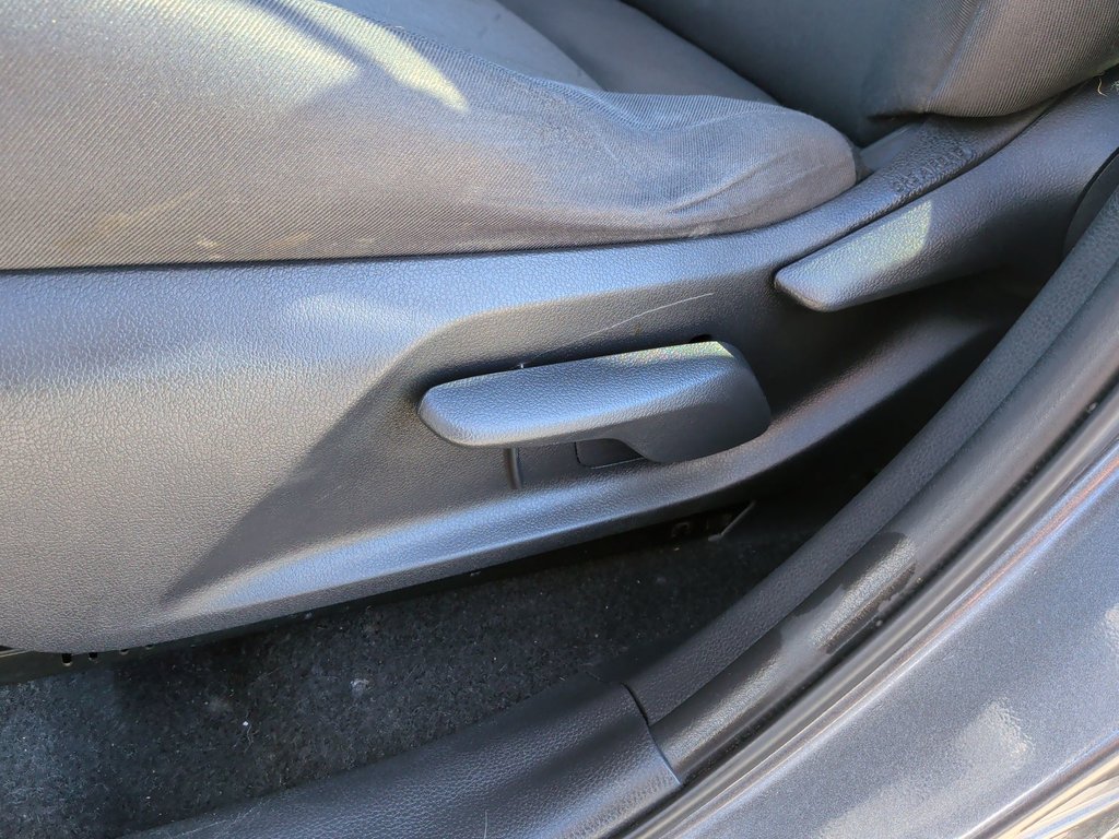 2021 Toyota RAV4 LE | Cam | USB | Heated Seats in Saint John, New Brunswick - 14 - w1024h768px