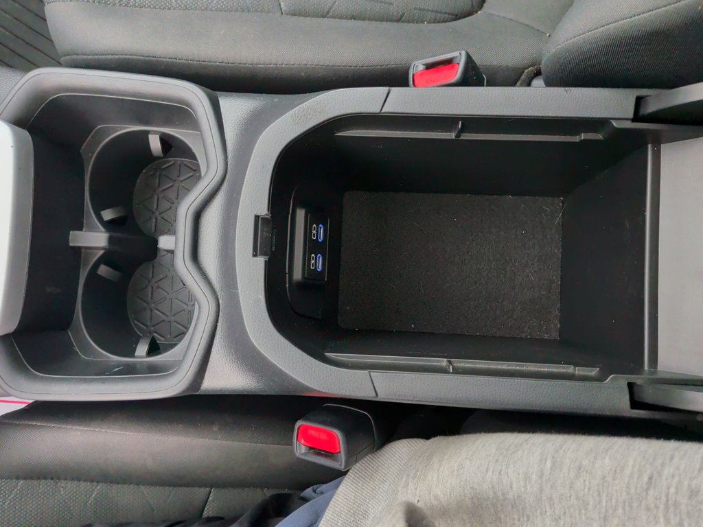 2022 Toyota RAV4 XLE | Sunroof | Cam | USB | HtdSeats in Saint John, New Brunswick - 28 - w1024h768px