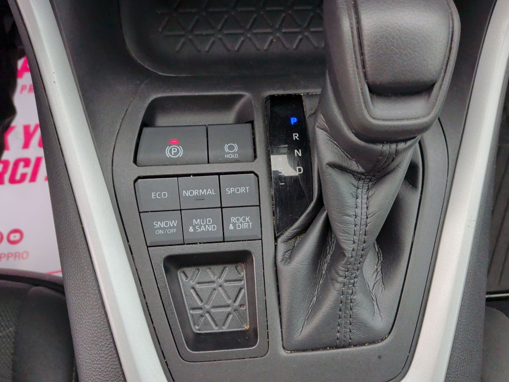 2022 Toyota RAV4 XLE | Sunroof | Cam | USB | HtdSeats in Saint John, New Brunswick - 29 - w1024h768px