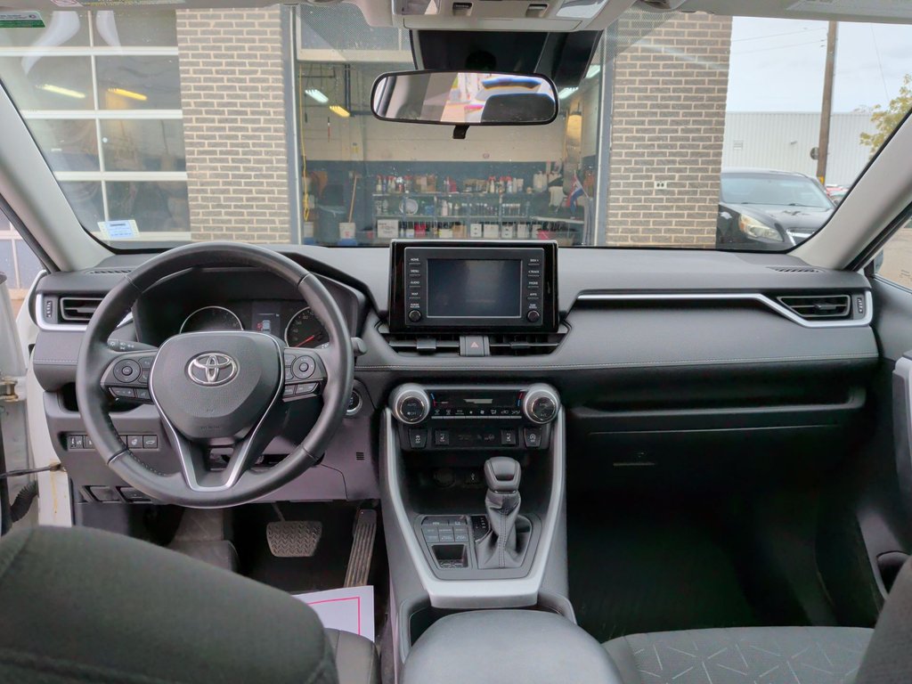 2022 Toyota RAV4 XLE | Sunroof | Cam | USB | HtdSeats in Saint John, New Brunswick - 16 - w1024h768px