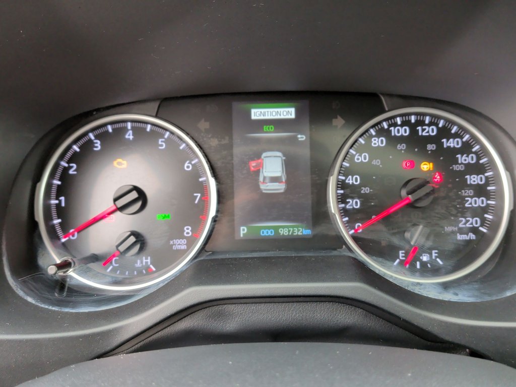 2022 Toyota RAV4 XLE | Sunroof | Cam | USB | HtdSeats in Saint John, New Brunswick - 24 - w1024h768px