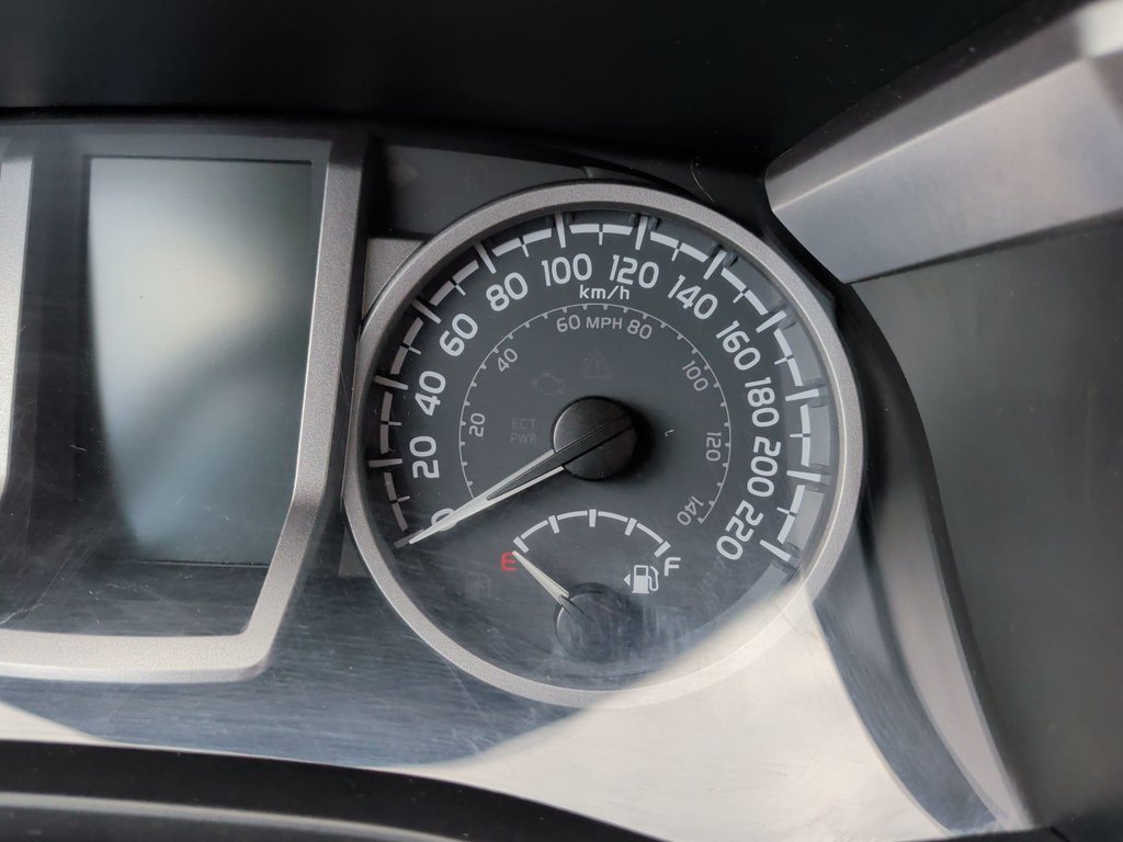 2023 Toyota Tacoma 4x4 | Cam | USB | Heated Seats in Saint John, New Brunswick - 30 - w1024h768px