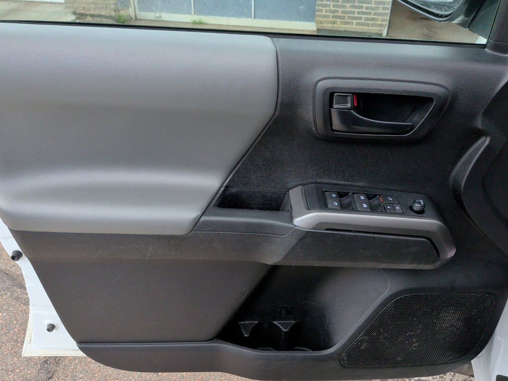 2023 Toyota Tacoma 4x4 | Cam | USB | Heated Seats in Saint John, New Brunswick - 15 - w1024h768px