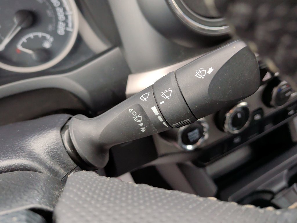 2023 Toyota Tacoma 4x4 | Cam | USB | Heated Seats in Saint John, New Brunswick - 19 - w1024h768px