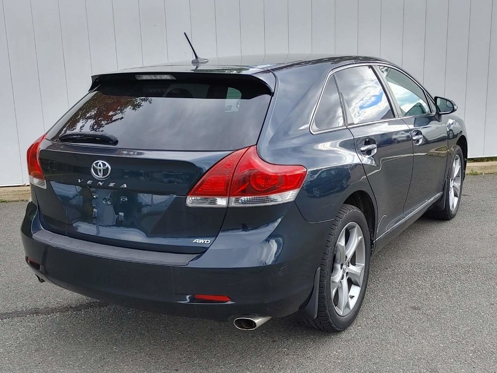 2013  Venza Limited | Leather | PanoRoof | Cam | USB | XM in Saint John, New Brunswick - 3 - w1024h768px