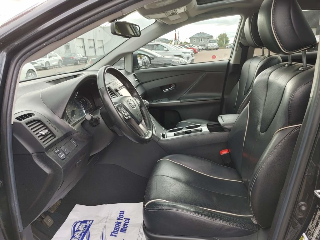 2013  Venza Limited | Leather | PanoRoof | Cam | USB | XM in Saint John, New Brunswick - 19 - w1024h768px