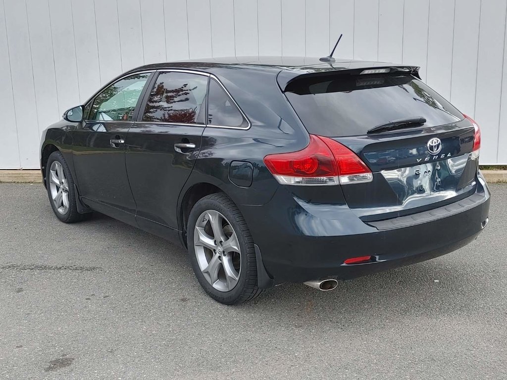 2013  Venza Limited | Leather | PanoRoof | Cam | USB | XM in Saint John, New Brunswick - 5 - w1024h768px