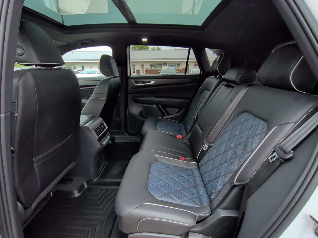 2026 Volkswagen Atlas Cross Sport Execline | Massaging Seats | Sunroof | Cam in Saint John, New Brunswick - 31 - w1024h768px