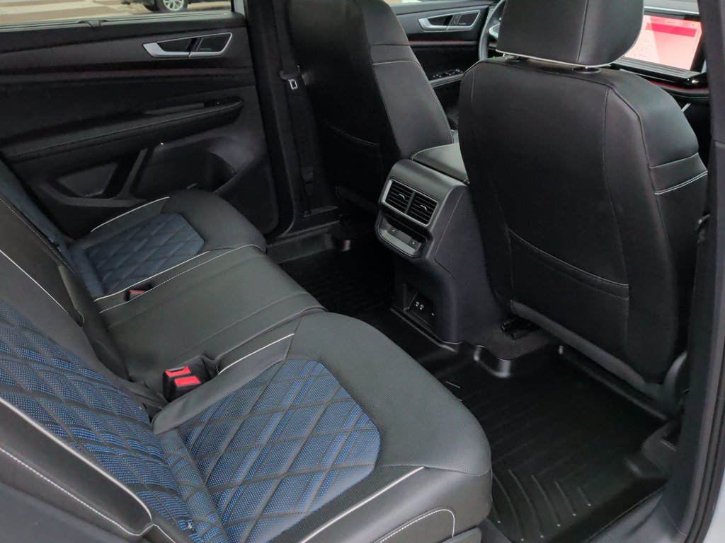 2026 Volkswagen Atlas Cross Sport Execline | Massaging Seats | Sunroof | Cam in Saint John, New Brunswick - 35 - w1024h768px