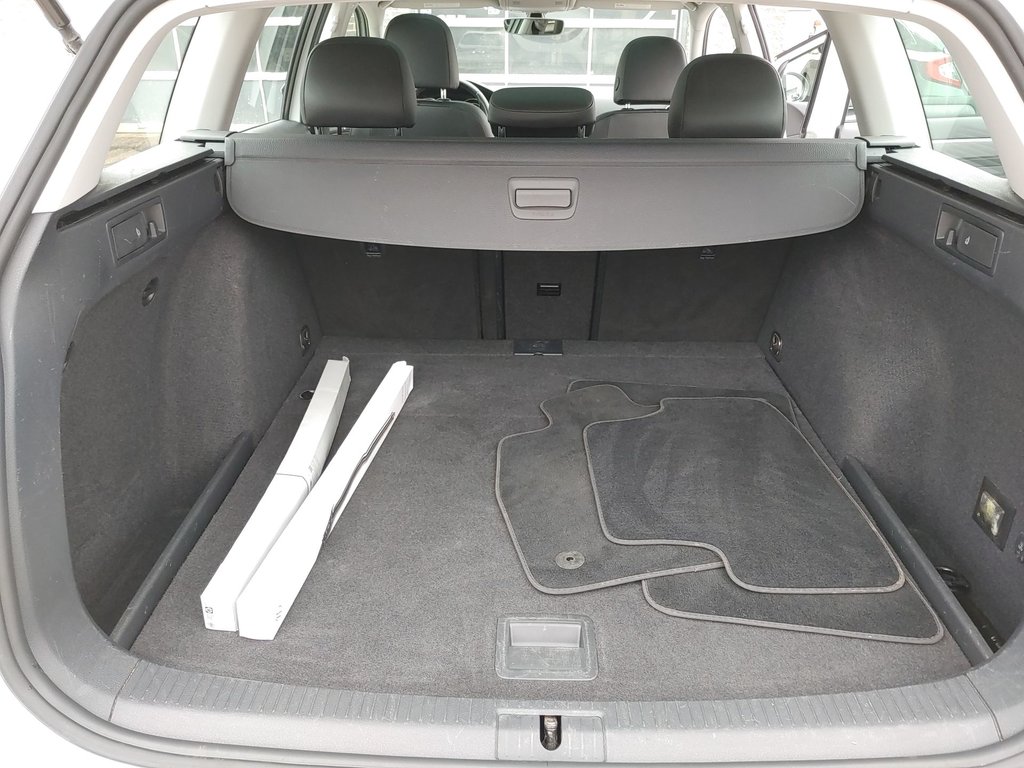 2019 Volkswagen Golf SportWagen Highline | Moonroof | Leatherette | Cam in Saint John, New Brunswick - 33 - w1024h768px