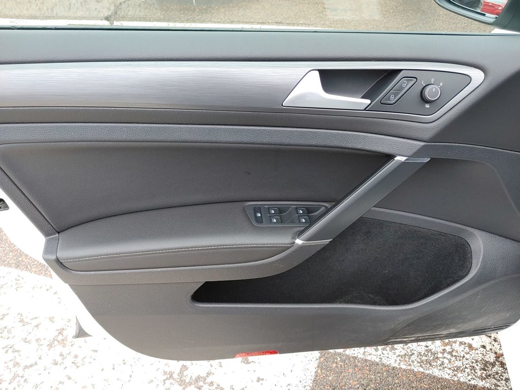 2019 Volkswagen Golf SportWagen Highline | Moonroof | Leatherette | Cam in Saint John, New Brunswick - 15 - w1024h768px