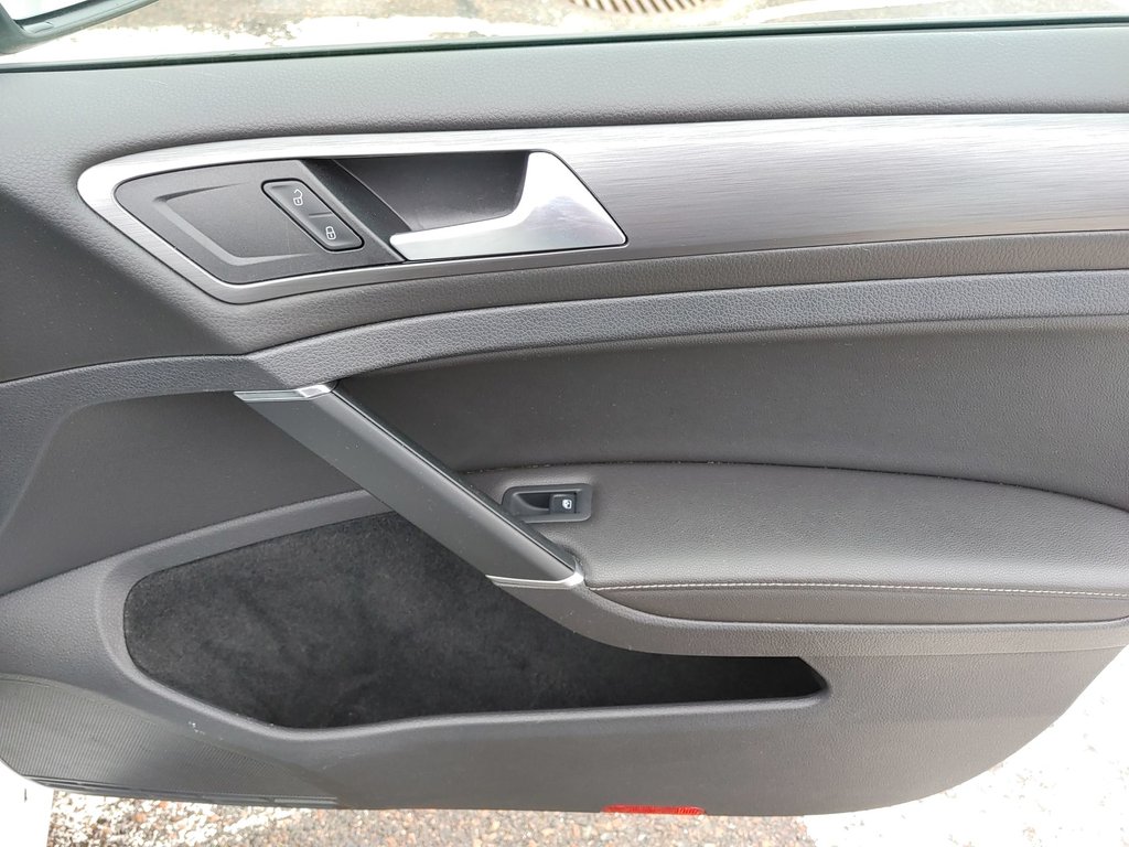 2019 Volkswagen Golf SportWagen Highline | Moonroof | Leatherette | Cam in Saint John, New Brunswick - 40 - w1024h768px