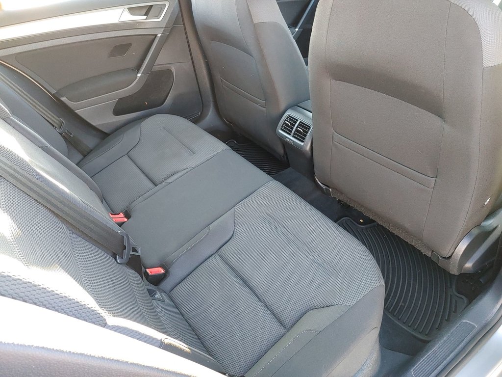 Volkswagen Golf Trendline | Diesel | USB | Heated Seats 2015 à Saint John, Nouveau-Brunswick - 37 - w1024h768px