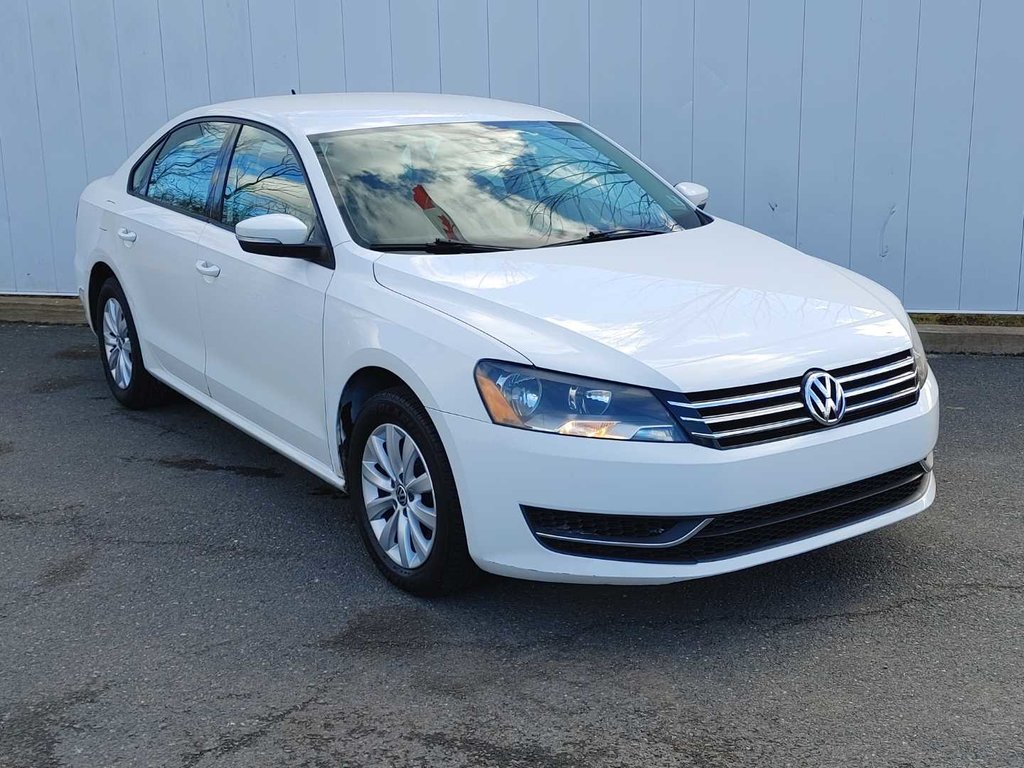 2013 Volkswagen Passat in Antigonish, Nova Scotia - 1 - w1024h768px