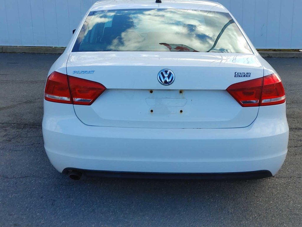 2013 Volkswagen Passat in Antigonish, Nova Scotia - 4 - w1024h768px