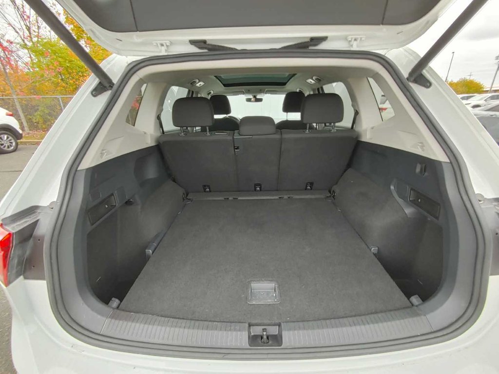 2021 Volkswagen Tiguan United | Roof | Cam | USB | Heated Seats in Saint John, New Brunswick - 35 - w1024h768px