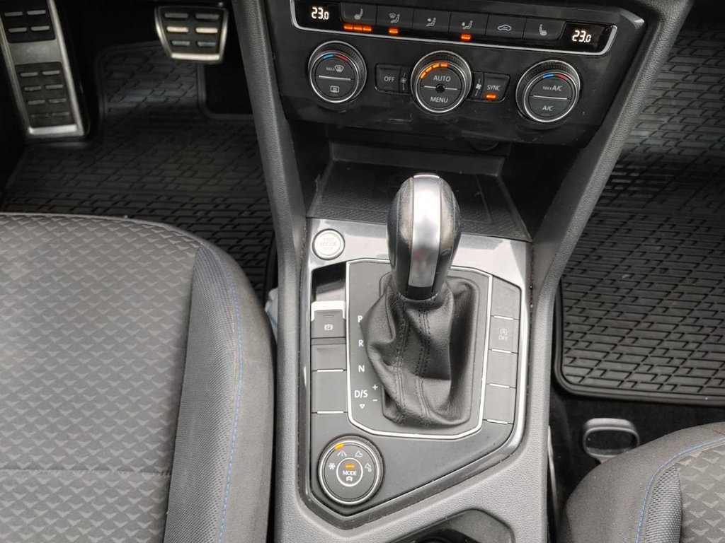 2021 Volkswagen Tiguan United | Roof | Cam | USB | Heated Seats in Saint John, New Brunswick - 52 - w1024h768px