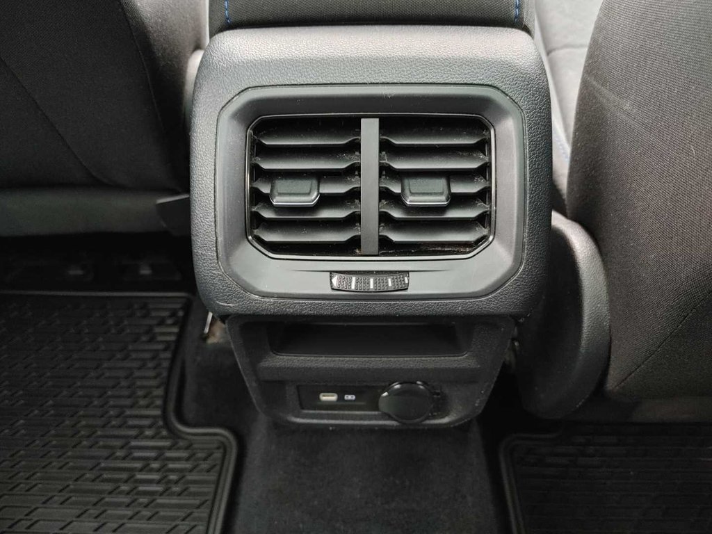 2021 Volkswagen Tiguan United | Roof | Cam | USB | Heated Seats in Saint John, New Brunswick - 58 - w1024h768px