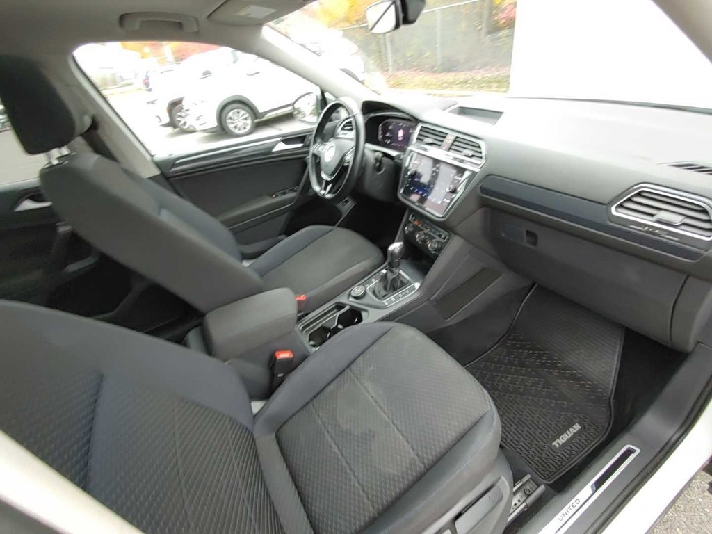 2021 Volkswagen Tiguan United | Roof | Cam | USB | Heated Seats in Saint John, New Brunswick - 39 - w1024h768px