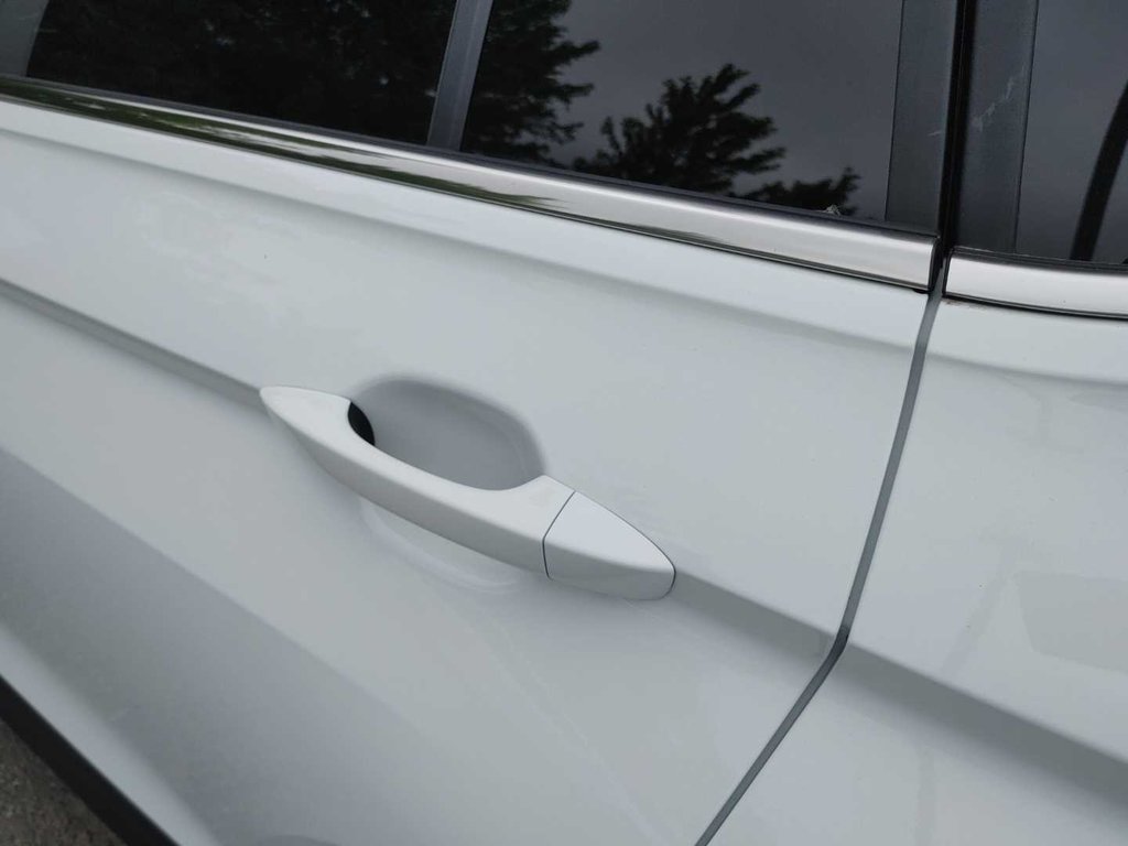 2024 Volkswagen Tiguan Comfortline | Lthr | Roof | Cam | Warranty to 2028 in Saint John, New Brunswick - 16 - w1024h768px