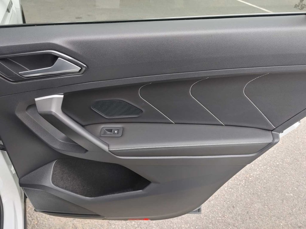 2024 Volkswagen Tiguan Comfortline | Lthr | Roof | Cam | Warranty to 2028 in Saint John, New Brunswick - 38 - w1024h768px