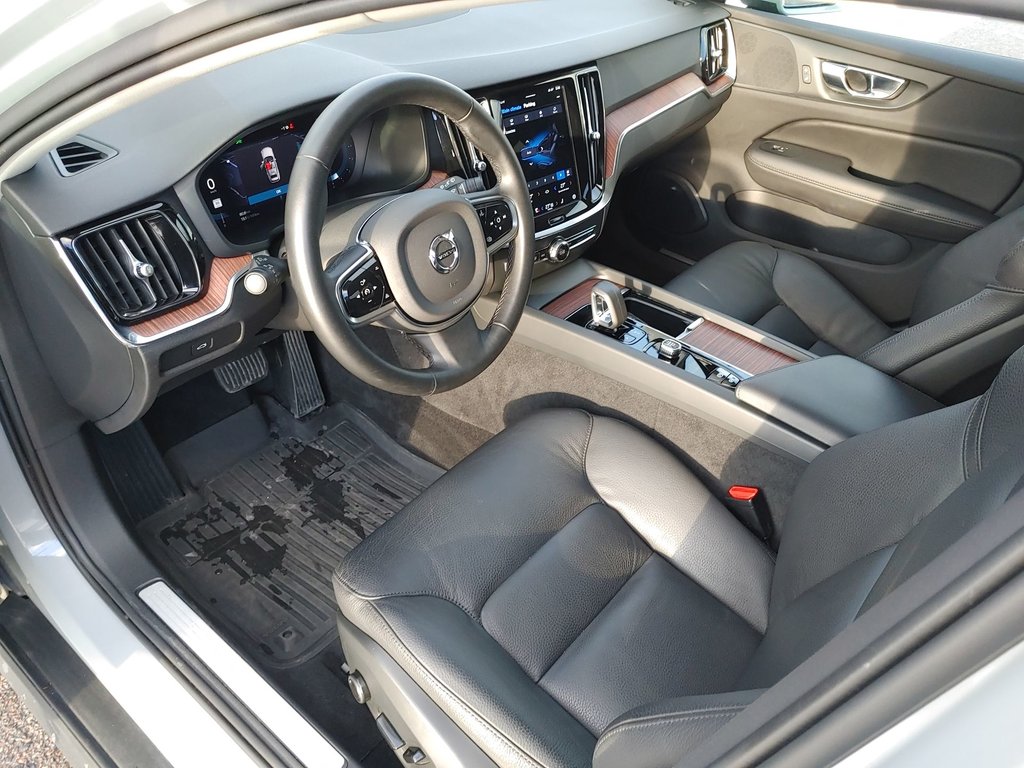 2025 Volvo V60 Cross Country Plus | Leather | Roof | Warranty to 2028 in Saint John, New Brunswick - 12 - w1024h768px