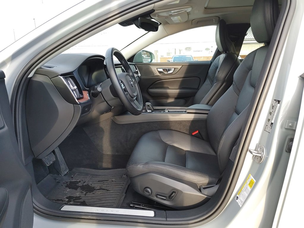 2025 Volvo V60 Cross Country Plus | Leather | Roof | Warranty to 2028 in Saint John, New Brunswick - 13 - w1024h768px