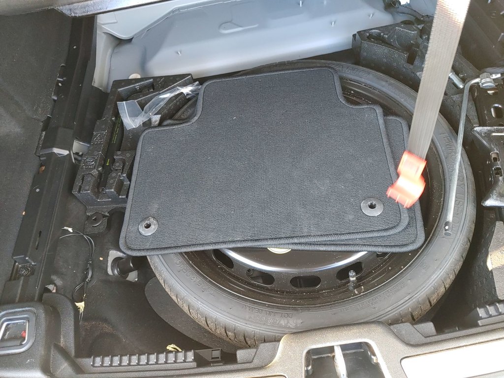 2025 Volvo V60 Cross Country Plus | Leather | Roof | Warranty to 2028 in Saint John, New Brunswick - 35 - w1024h768px