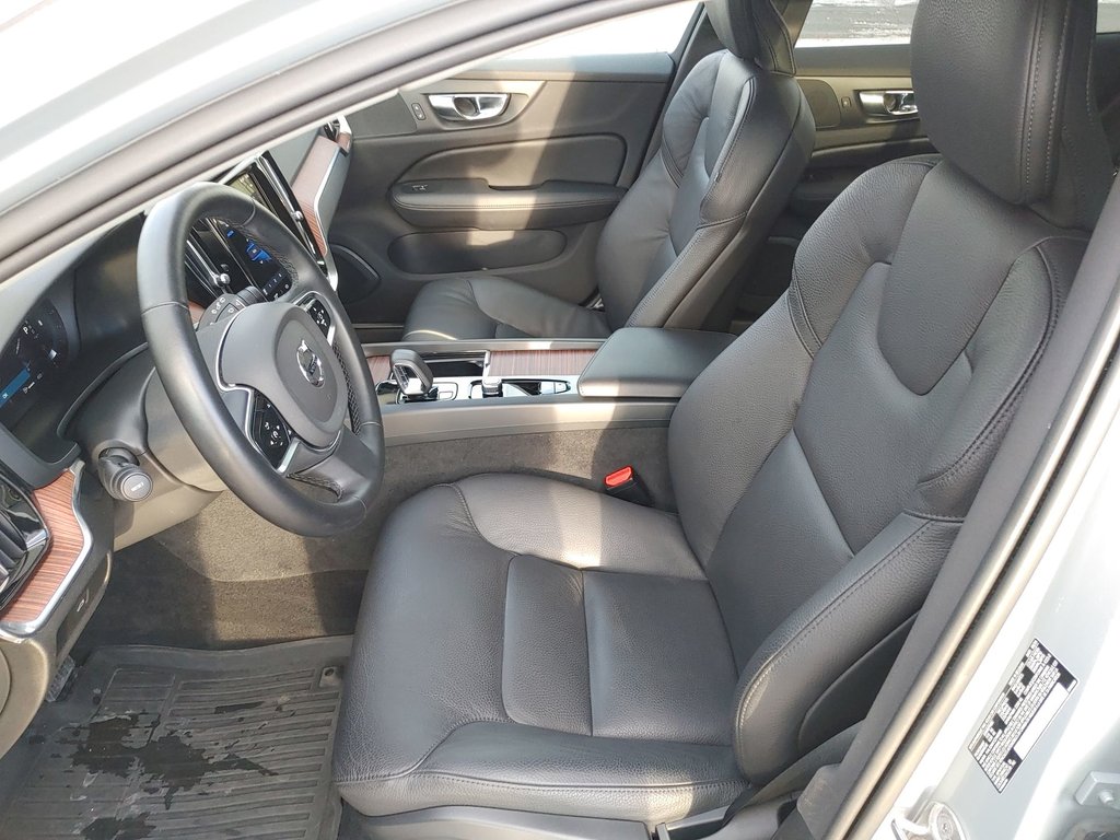 2025 Volvo V60 Cross Country Plus | Leather | Roof | Warranty to 2028 in Saint John, New Brunswick - 11 - w1024h768px