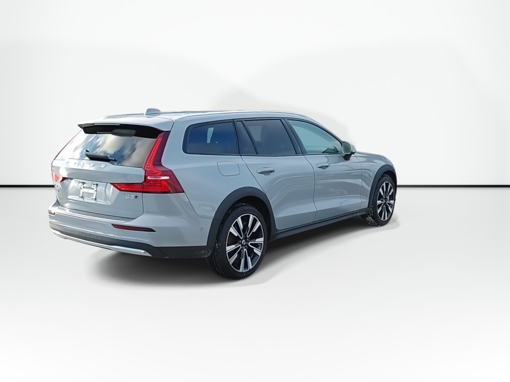 2025 Volvo V60 Cross Country Plus | Leather | Roof | Warranty to 2028 in Saint John, New Brunswick - 8 - w1024h768px
