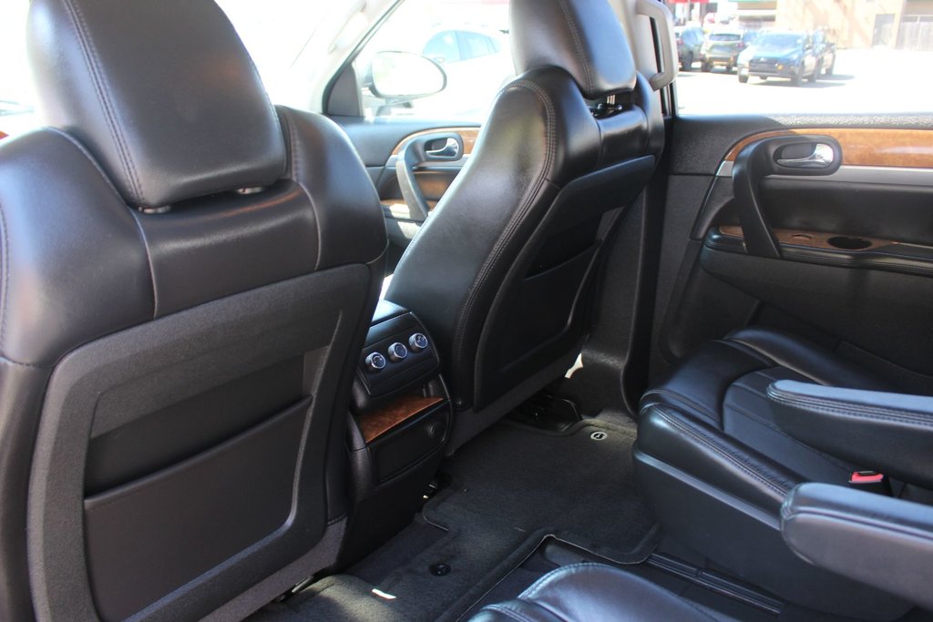 2012  Enclave CXL | Leather | SunRoof | Cam | USB | XM | Keyless in Saint John, New Brunswick - 28 - w1024h768px