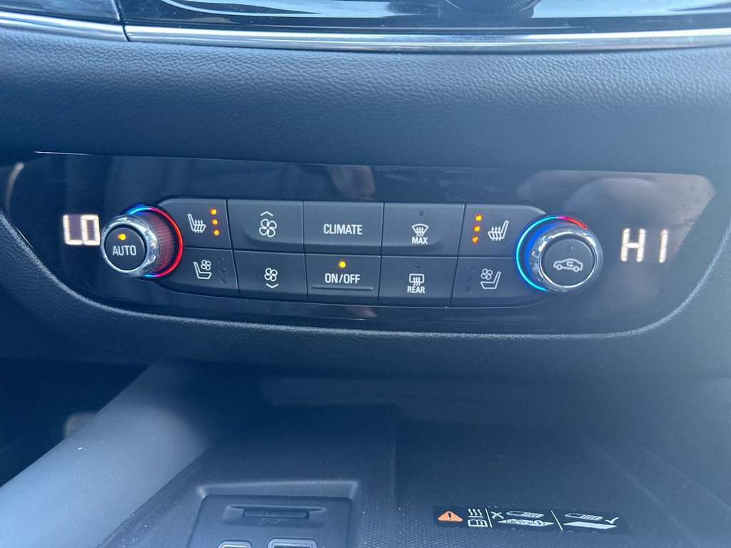 2024 Buick Enclave Premium | Cam | Roof | HtdSeat | Warranty to 2029 in Saint John, New Brunswick - 26 - w1024h768px