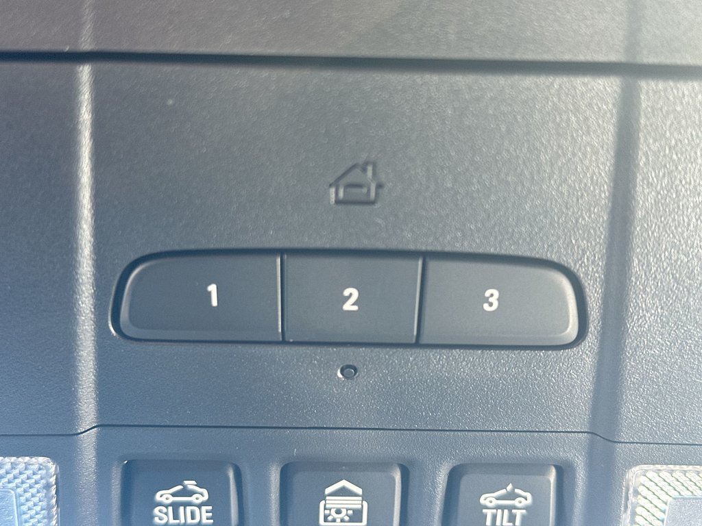 2024 Buick Enclave Premium | Cam | Roof | HtdSeat | Warranty to 2029 in Saint John, New Brunswick - 47 - w1024h768px