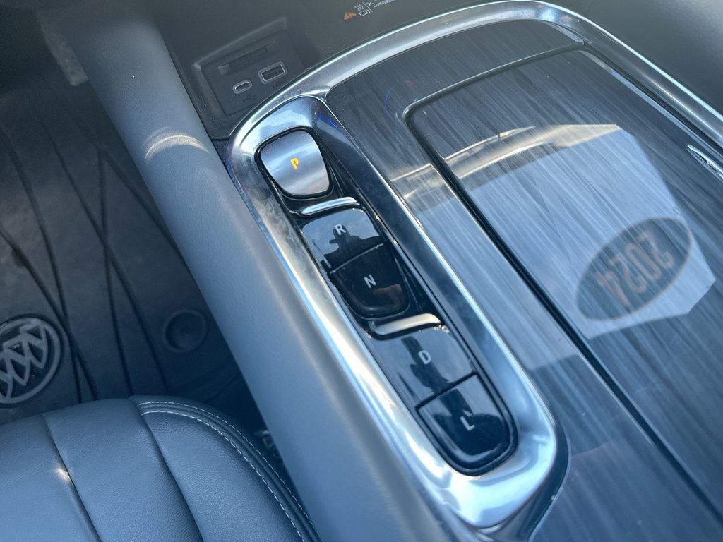 2024 Buick Enclave Premium | Cam | Roof | HtdSeat | Warranty to 2029 in Saint John, New Brunswick - 28 - w1024h768px