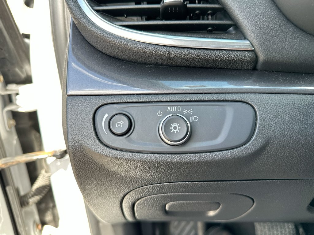 2018 Buick Encore Preferred | Cam | Lthr | HtdSeat | Bluetooth | Aux in Saint John, New Brunswick - 31 - w1024h768px