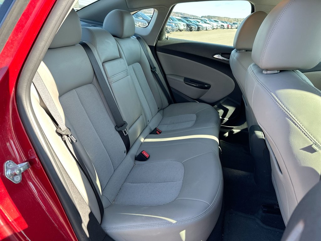 Buick Verano Convenience | Cam | HtdSeats | Bluetooth | USB 2015 à Saint John, Nouveau-Brunswick - 38 - w1024h768px