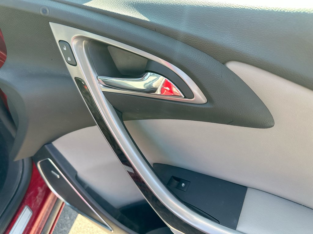 Buick Verano Convenience | Cam | HtdSeats | Bluetooth | USB 2015 à Saint John, Nouveau-Brunswick - 45 - w1024h768px