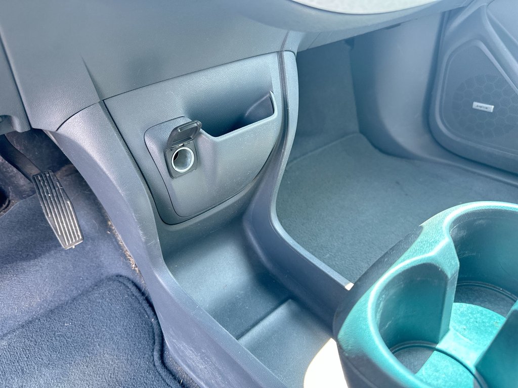 2017 Chevrolet Bolt EV Premier | Leather | Htd Steering | Cam in Saint John, New Brunswick - 28 - w1024h768px