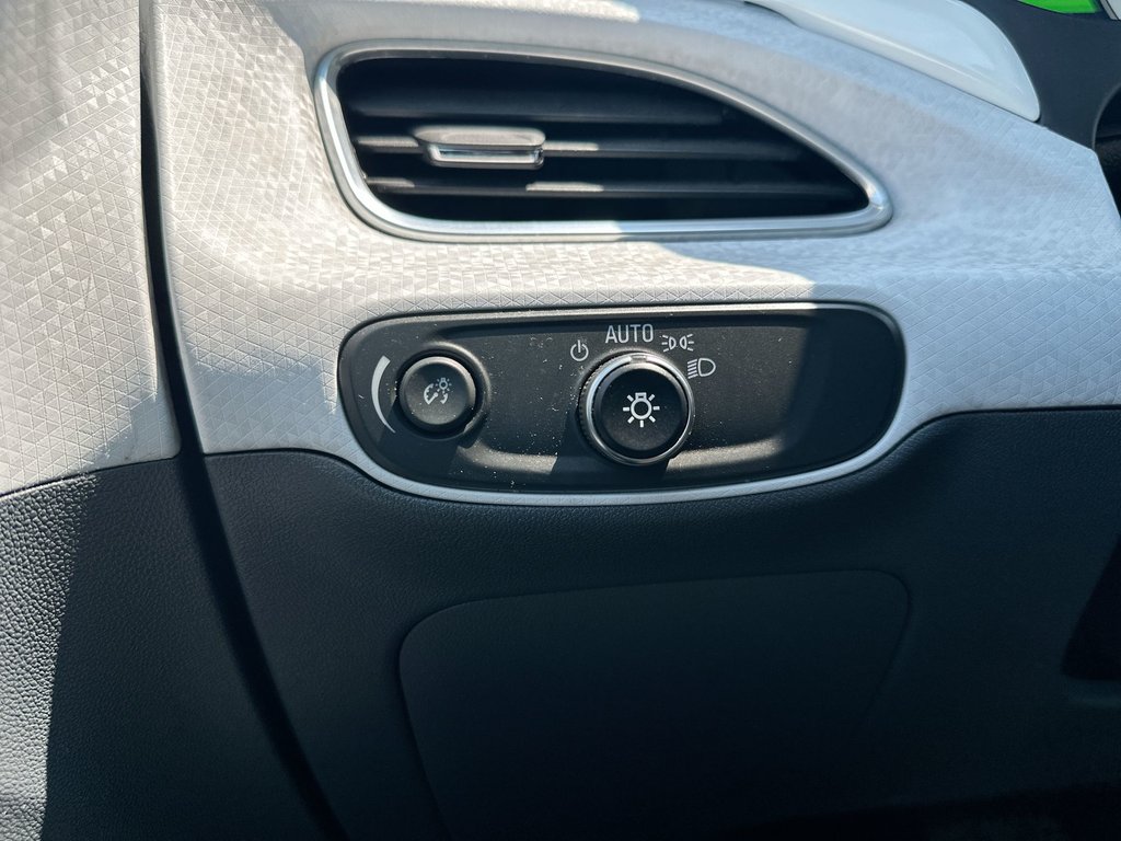 2017 Chevrolet Bolt EV Premier | Leather | Htd Steering | Cam in Saint John, New Brunswick - 22 - w1024h768px