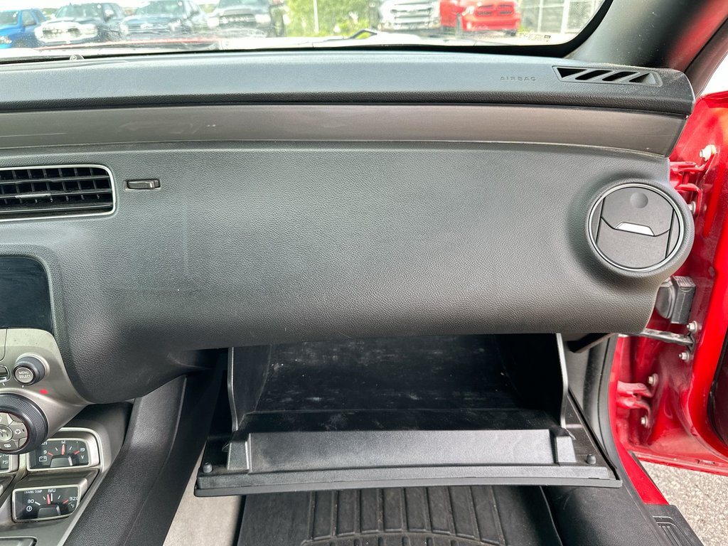 2011 Chevrolet Camaro Convertible 2LT | Lthr | HtdSeats | Bluetooth | CD in Saint John, New Brunswick - 43 - w1024h768px