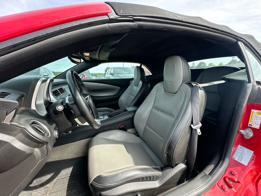 2011 Chevrolet Camaro Convertible 2LT | Lthr | HtdSeats | Bluetooth | CD in Saint John, New Brunswick - 11 - w1024h768px