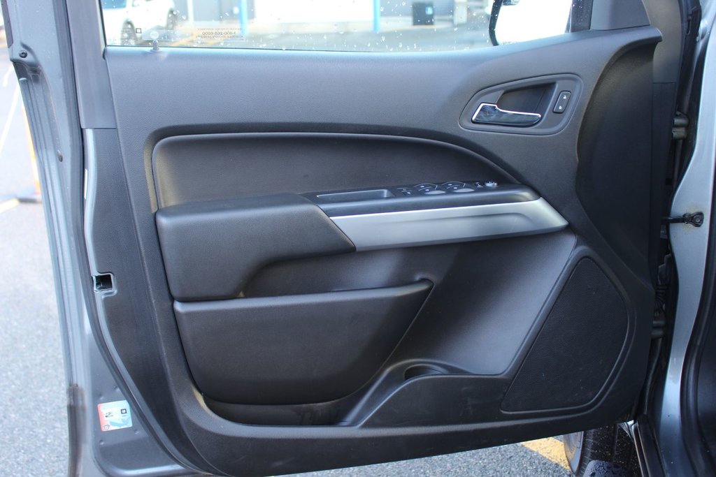 2019 Chevrolet Colorado 4WD LT | HtdSeats | Bluetooth | USB | Aux in Saint John, New Brunswick - 9 - w1024h768px