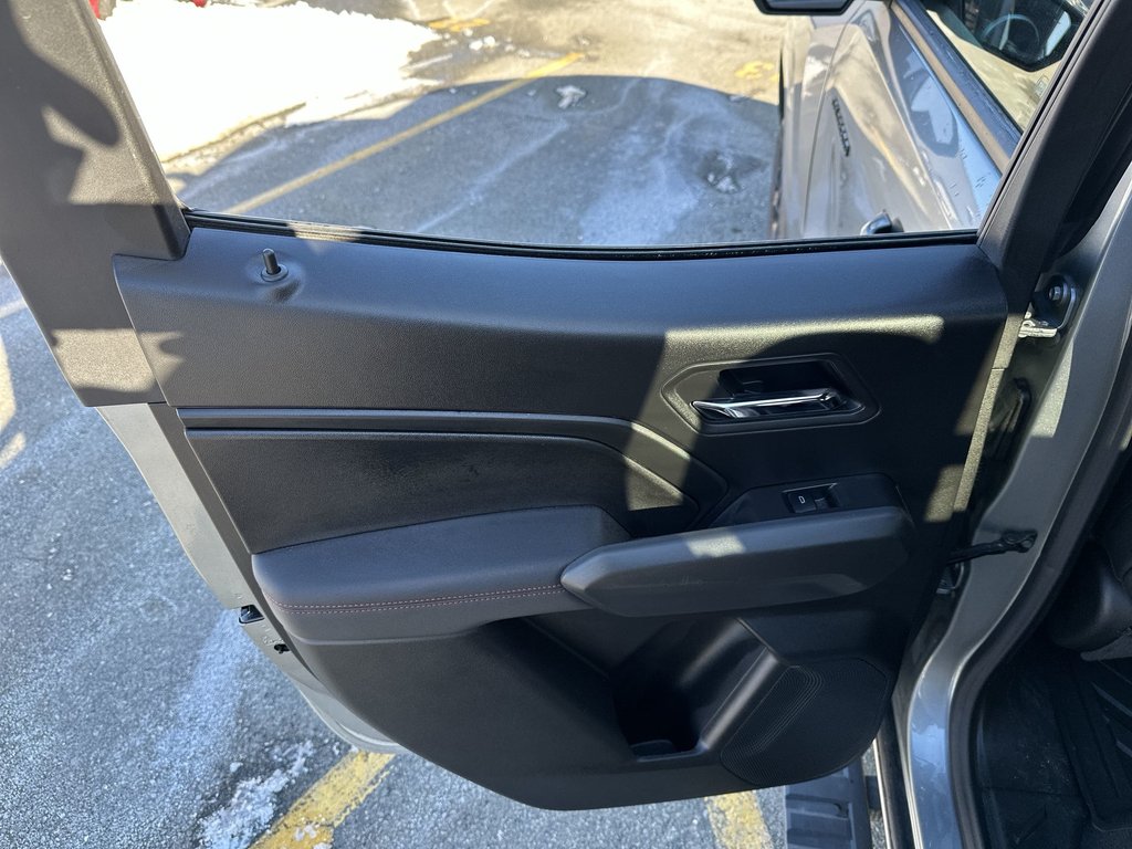 Chevrolet Colorado Z71 MIDNIGHT | Cam | Lthr | Warranty to 2030 2025 à Saint John, Nouveau-Brunswick - 35 - w1024h768px