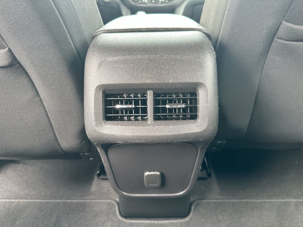 Chevrolet Equinox LT | Cam | Bluetooth | HtdSeat | Keyless | RmtStrt 2018 à Saint John, Nouveau-Brunswick - 49 - w1024h768px