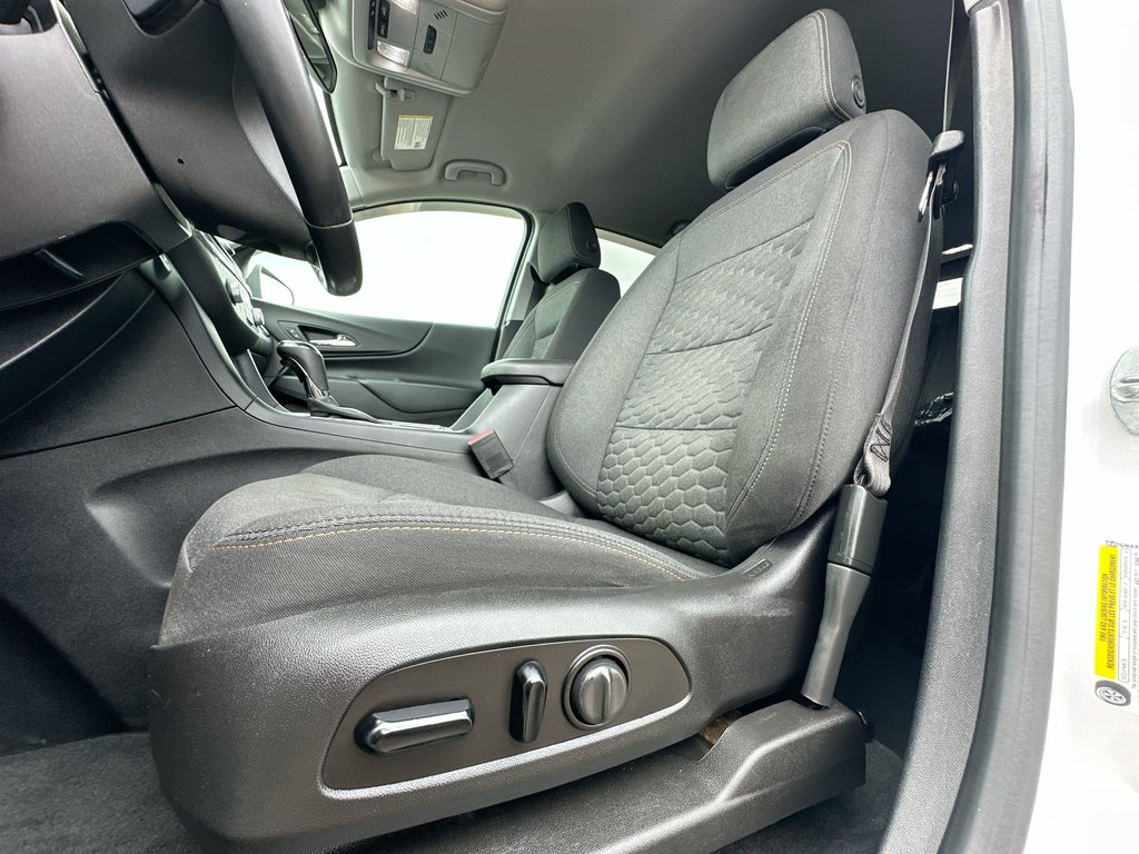 Chevrolet Equinox LT | Cam | Bluetooth | HtdSeat | Keyless | RmtStrt 2018 à Saint John, Nouveau-Brunswick - 14 - w1024h768px