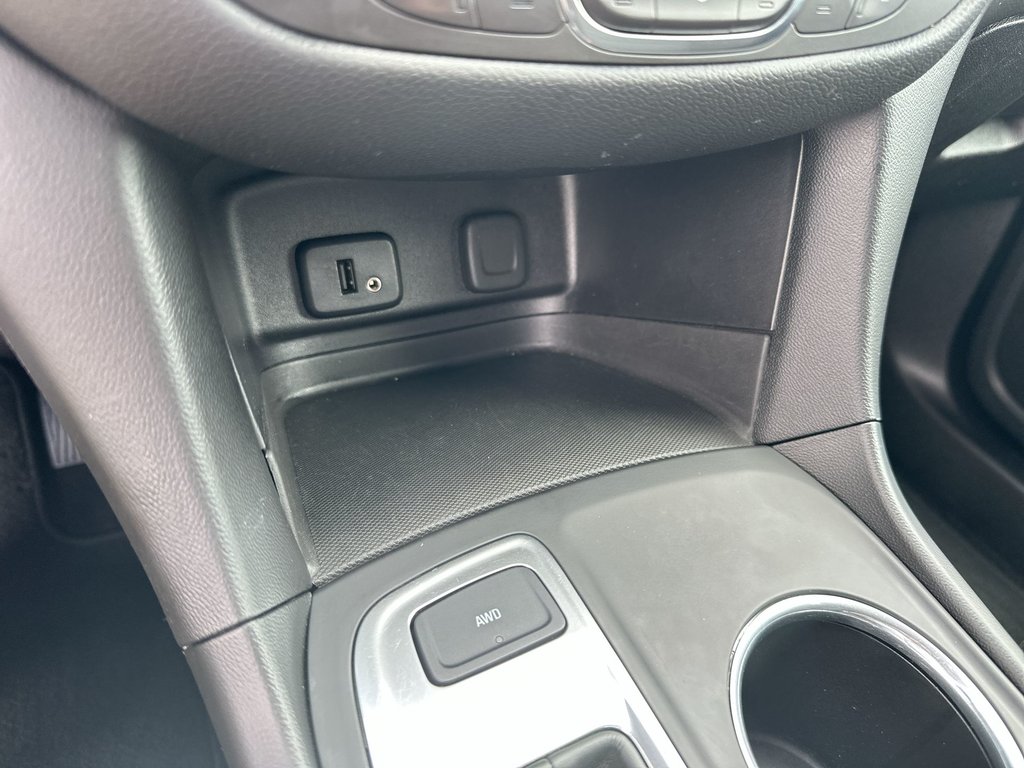 Chevrolet Equinox LT | Cam | Bluetooth | HtdSeat | Keyless | RmtStrt 2018 à Saint John, Nouveau-Brunswick - 28 - w1024h768px