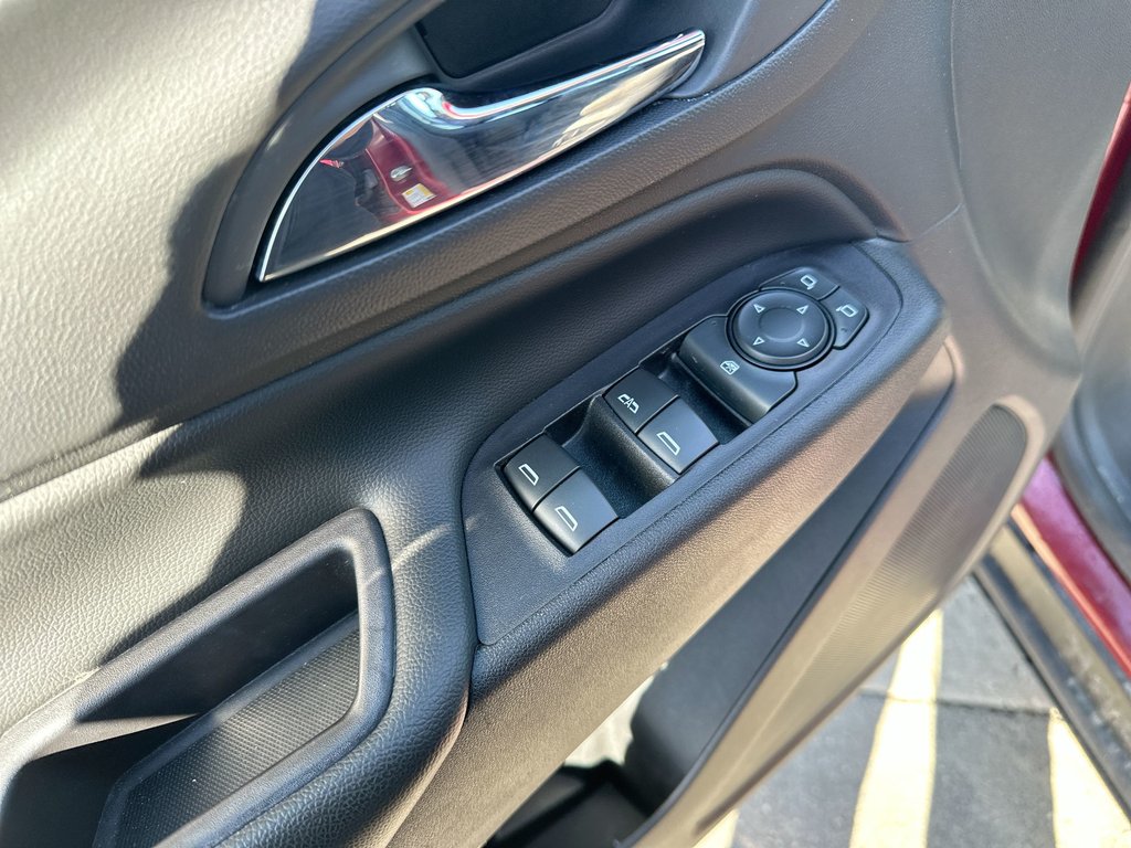 2019 Chevrolet Equinox LT | Cam | Bluetooth | HtdSeat | Keyless | Cruise in Saint John, New Brunswick - 15 - w1024h768px