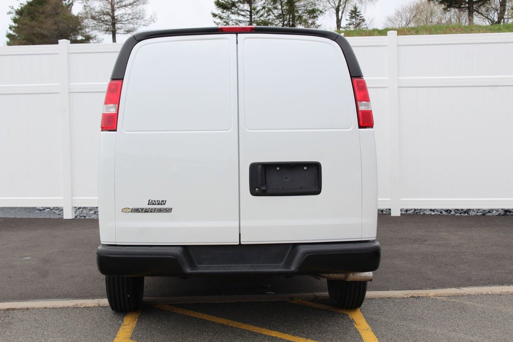 2024 Chevrolet Express 2500 in Antigonish, Nova Scotia - 6 - w1024h768px
