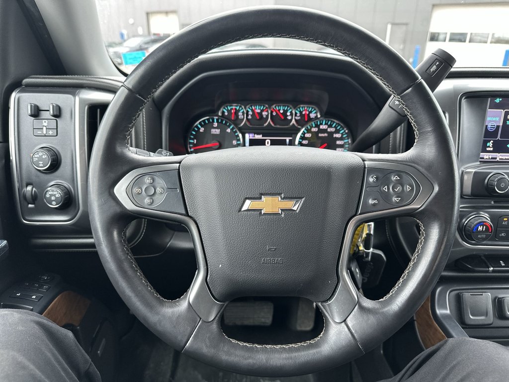 2015 Chevrolet Silverado 1500 LTZ | Cam | Bluetooth | HtdSeats | Lthr | PwrLcks in Saint John, New Brunswick - 17 - w1024h768px