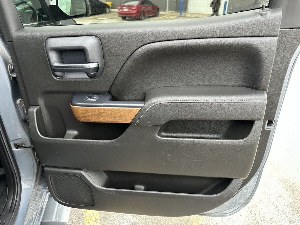 2015 Chevrolet Silverado 1500 LTZ | Cam | Bluetooth | HtdSeats | Lthr | PwrLcks in Saint John, New Brunswick - 37 - w1024h768px